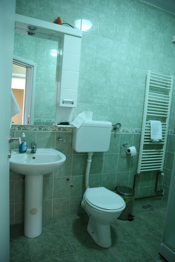 B&B Vila Bela Ruza 스렘스카 미트로비차 외부 사진